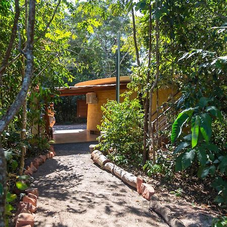 Floresta Encantada Telescopio,Fogueira, Riacho Chapada dos Guimarães Esterno foto
