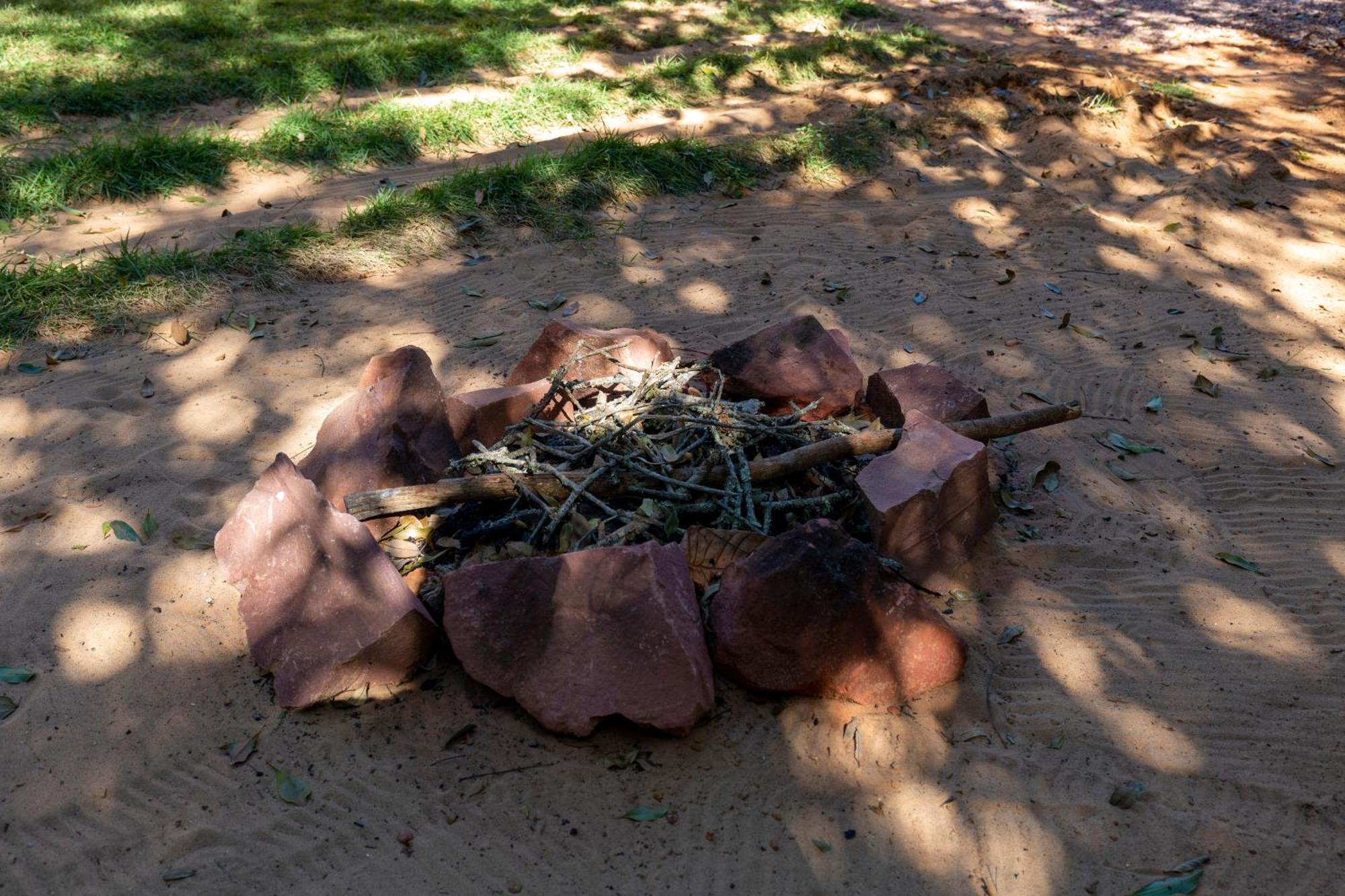 Floresta Encantada Telescopio,Fogueira, Riacho Chapada dos Guimarães Esterno foto